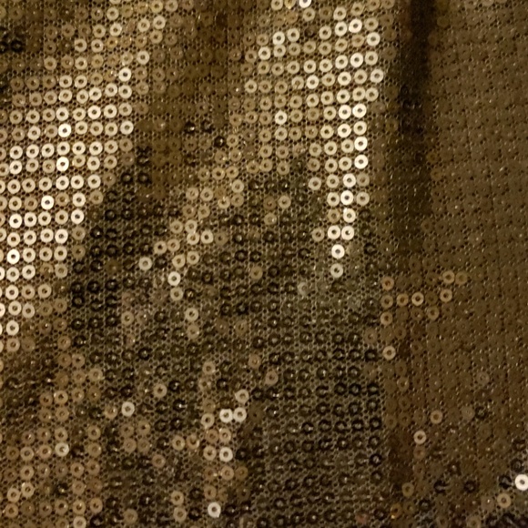 Tank - Picture 2 of 3